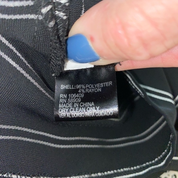 Cremieux size Small EUC White Black Pinstriped Collard Shirt Long Sleeve Dress - Picture 9 of 11